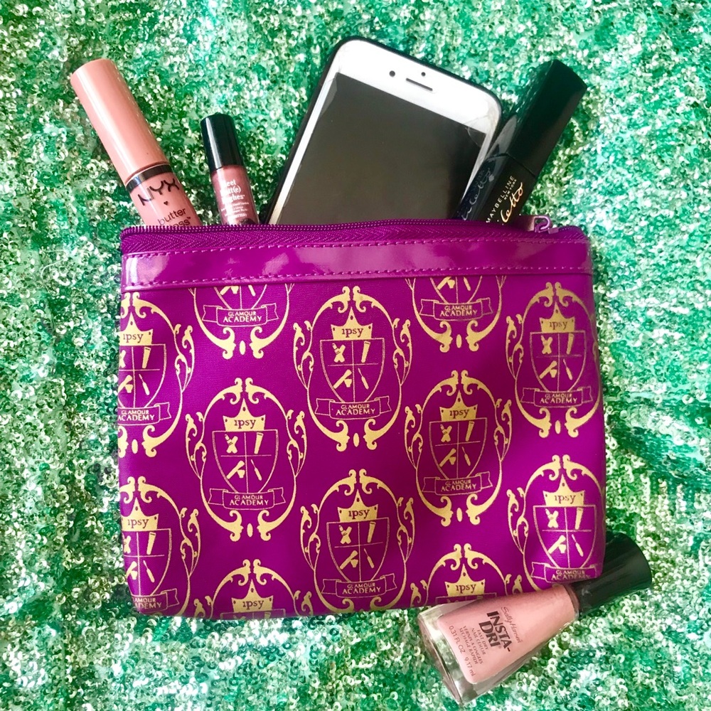 Makeup bag👛